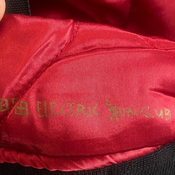 KSUBI Ski Jacket Women's Small (size tag missing) Black Crop Red Interior Zipper - Picture 11 of 14